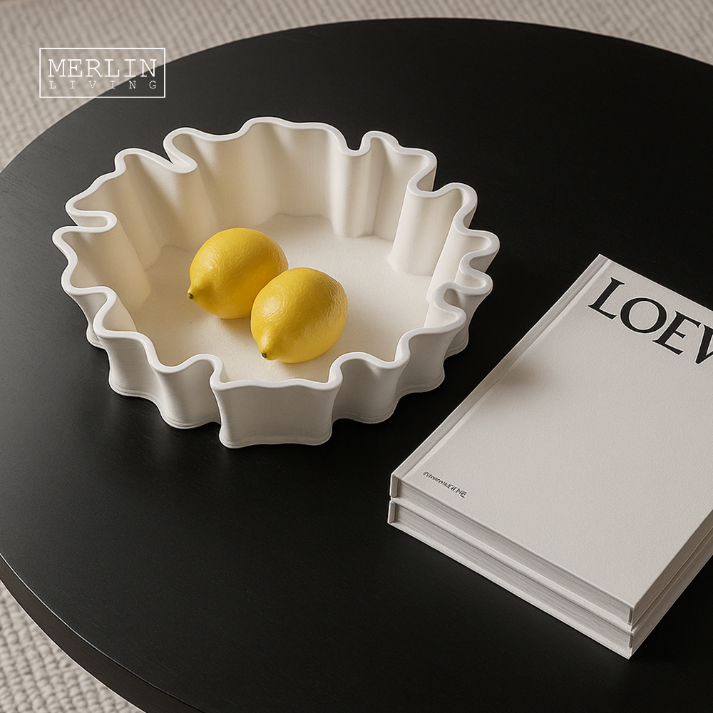 Minimalistická bílá keramická mísa na ovoce z 3D tisku od Merlin Living (3)