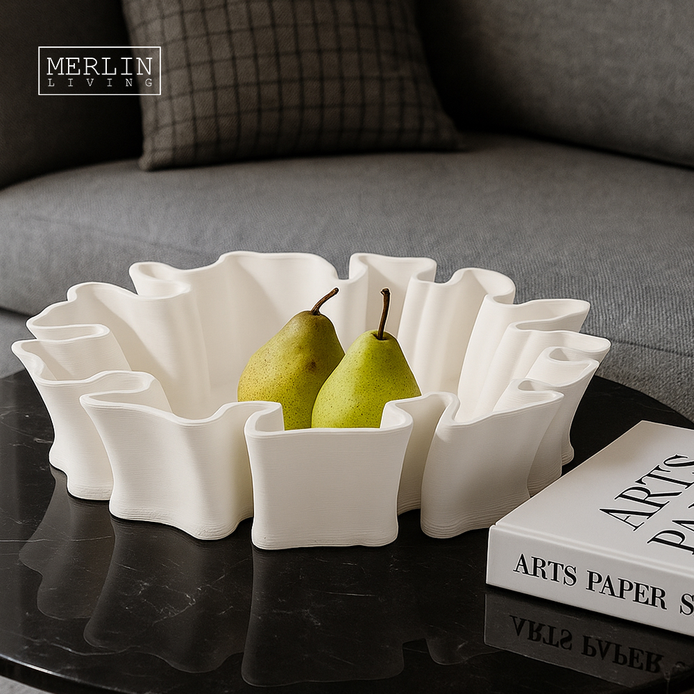Minimalistická bílá keramická mísa na ovoce z 3D tisku od Merlin Living (4)
