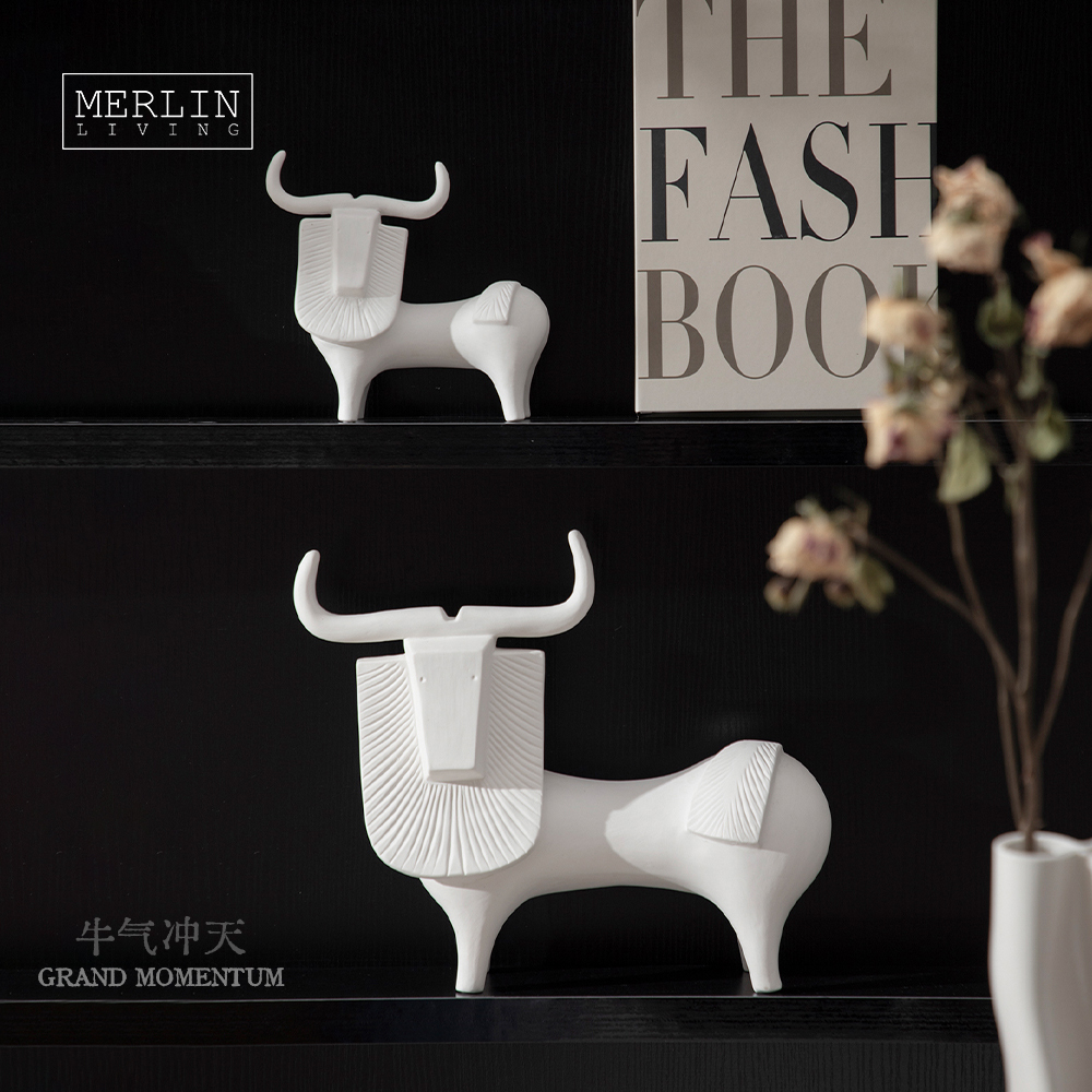 Ceramic cow ornaments tabletop decoration for home Merlin Living (8)