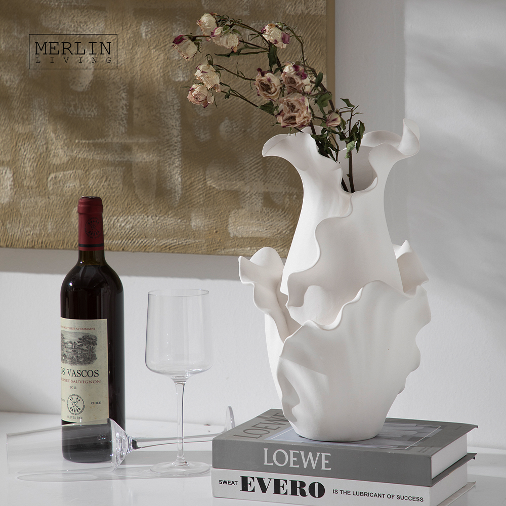 Handmade Ceramic Bud Vase Pinch Edge by Merlin Living (2)