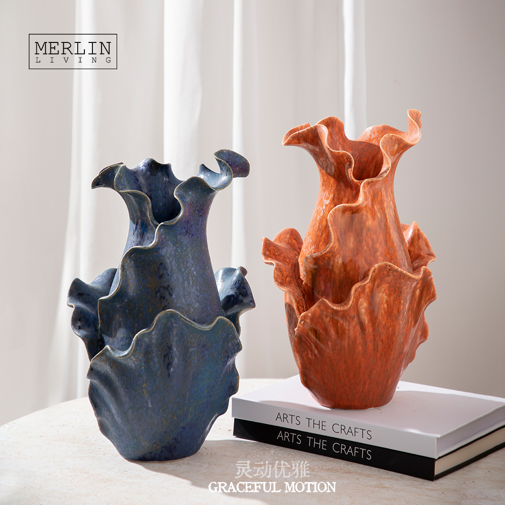 Handmade Ceramic Bud Vase Pinch Edge by Merlin Living (8)