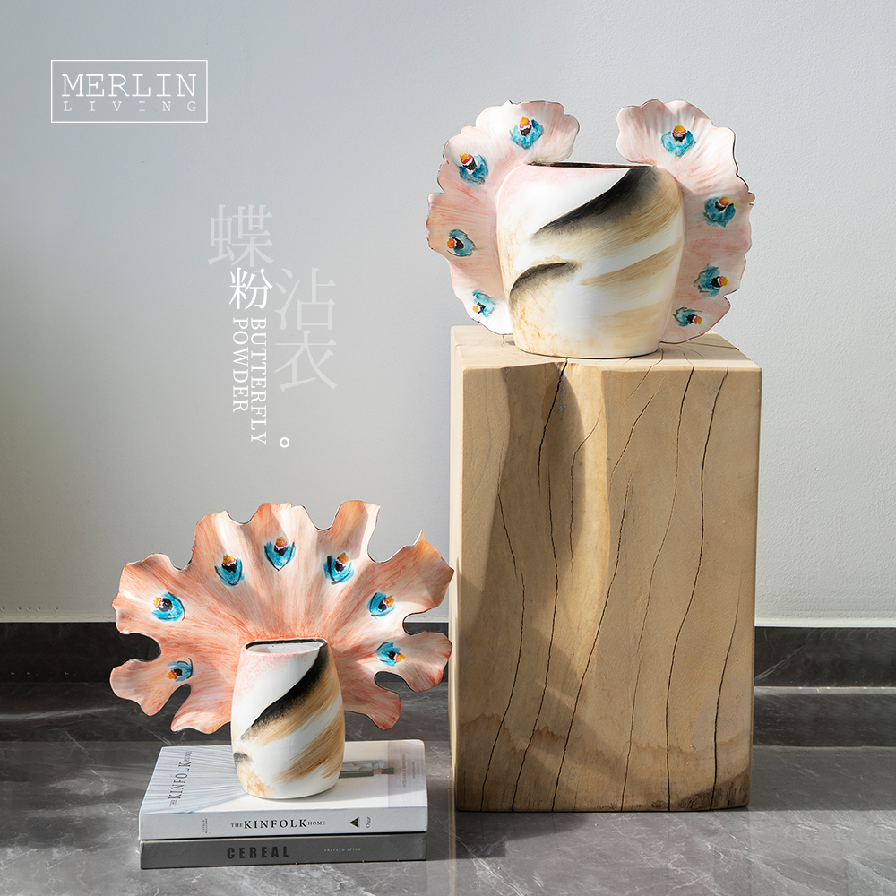 Merlin Living  Ceramic Hand Painting Vase (1)