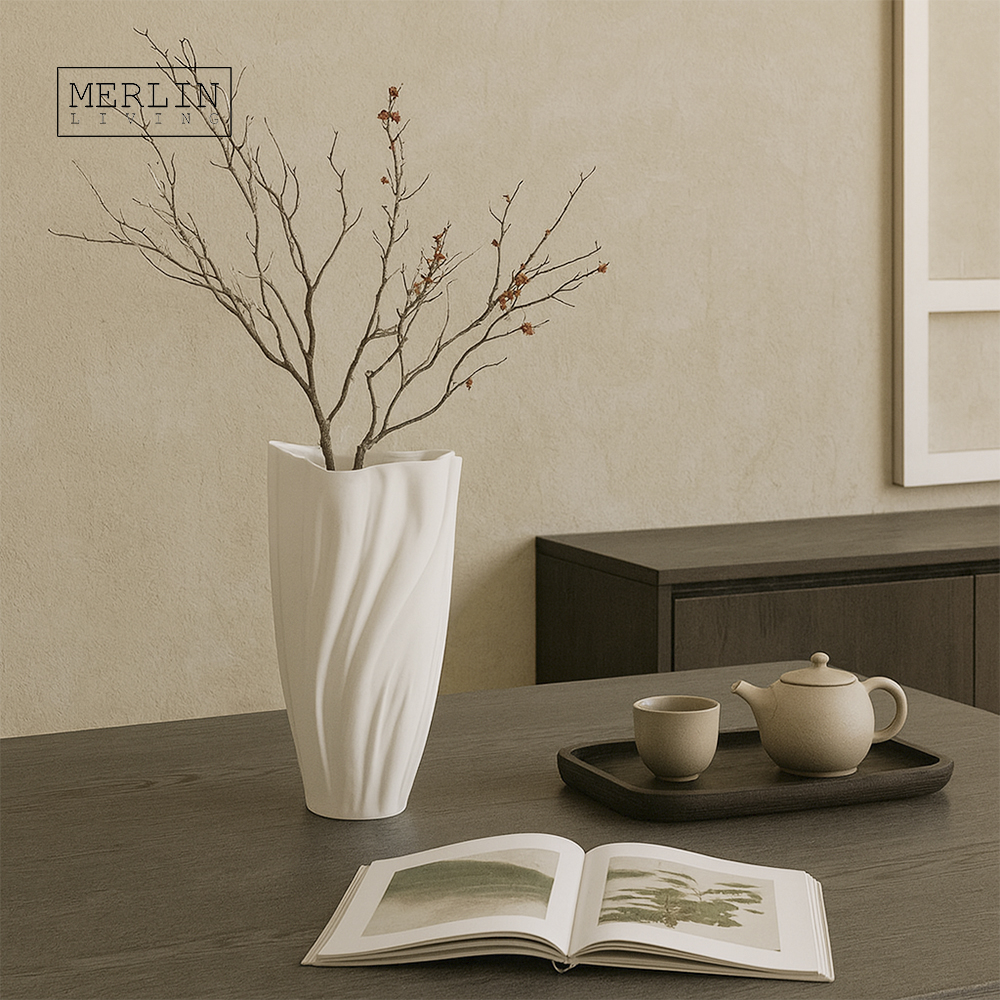 Best White ceramic vase for home decor Scandinavian design Merlin ...
